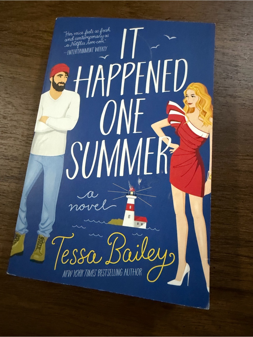 It Happened One Summer by - Tessa Bailey - softcover